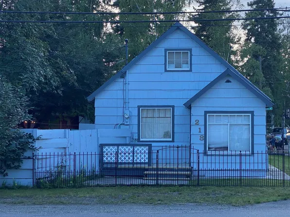 218 Driveway St, Fairbanks, AK 99701