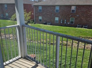 2326 Three Chimneys Rd #D, Rolla, MO 65401