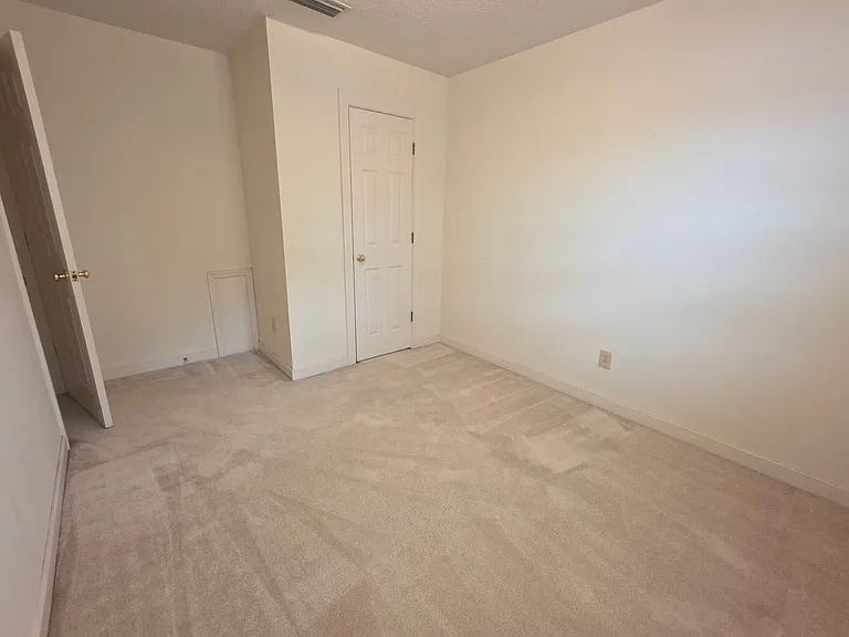 42 Cavalier Ct — Photo 18