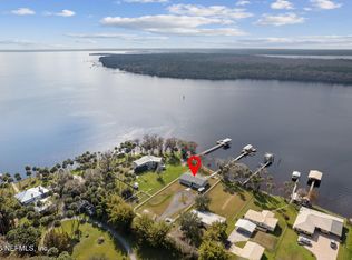 208 Lake George Point Dr, Georgetown, FL 32139