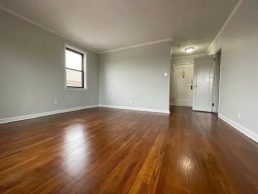 Rented by Pear NYC LLC | media 32