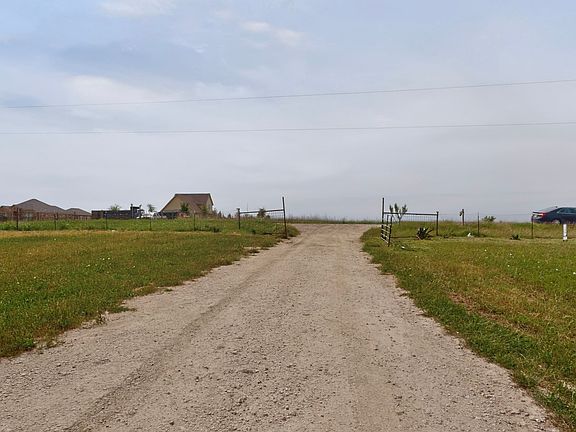 2nd image of 6035 County Road 302