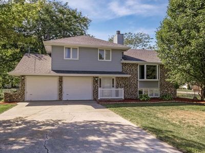 404 Market Ave SW, Mitchellville, IA, 50169