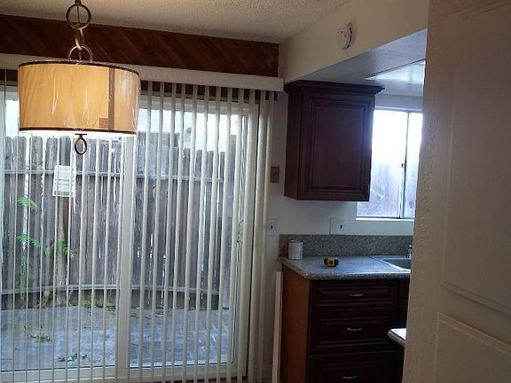 3rd image of 9100 Acacia Ave APT 19