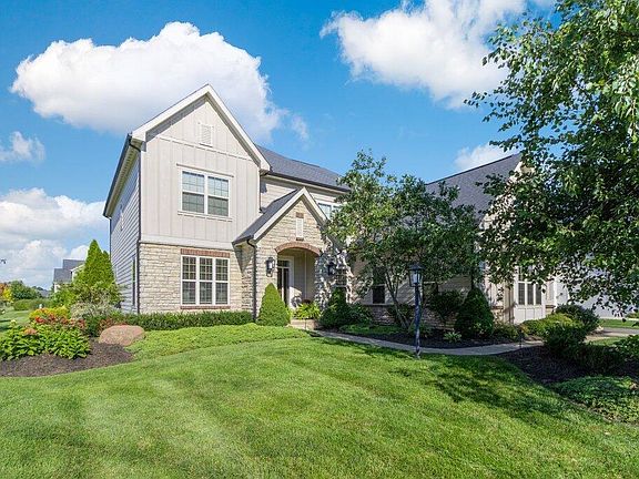 3rd image of 5834 Benton Ln