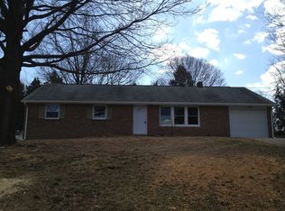 24 Snyder Hill Rd, Lititz, PA 17543