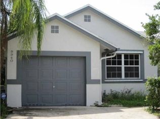 9940 SW 16th St, Pembroke Pines, FL 33025