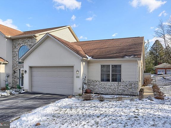 3rd image of 2163 Bordeaux Ct