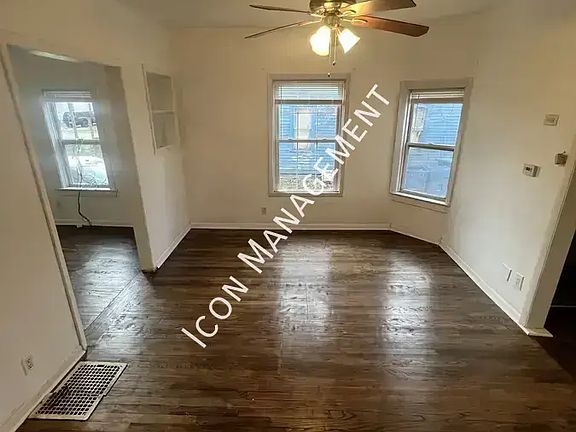 3rd image of 132 Reed Ave #1