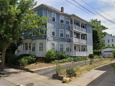 92 Darling St, Central Falls, RI, 02863