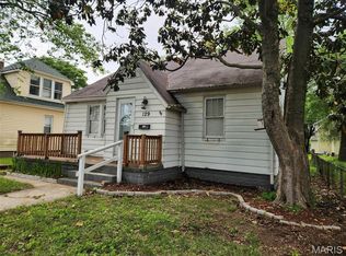129 N Pence St, East Alton, IL 62024