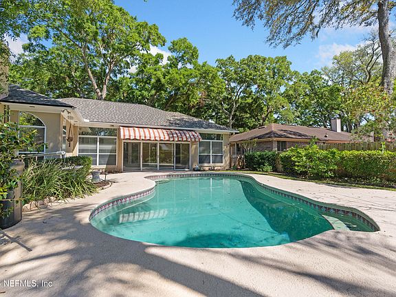 2nd image of 4456 BREAKWATER ROW W