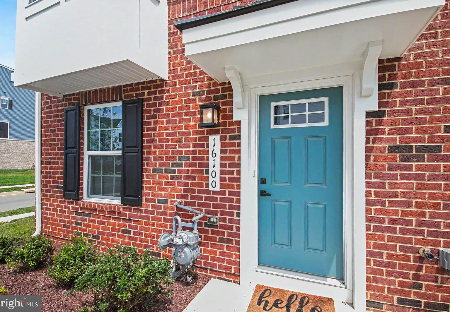 4 bed, 4.5 bath, 1696 sqft, $4,250 — Photo 4