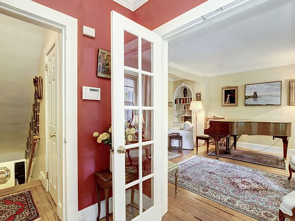 Entry Foyer