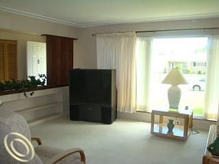 3rd image of 18829 Skyline St