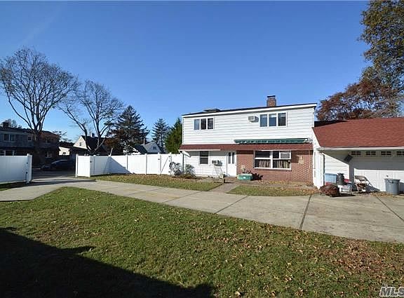 2nd image of 45 Potter Ln