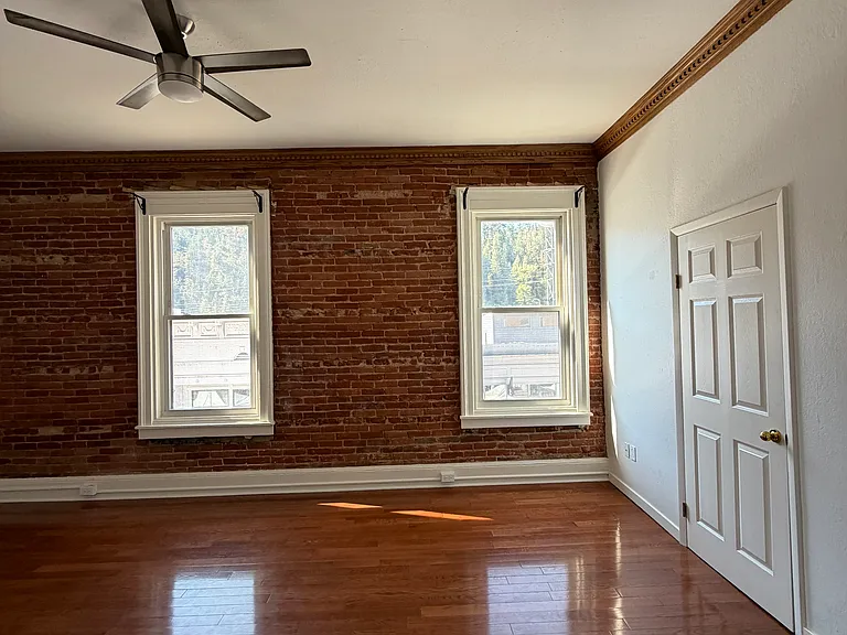 1608 Miner St #5 — Photo 2