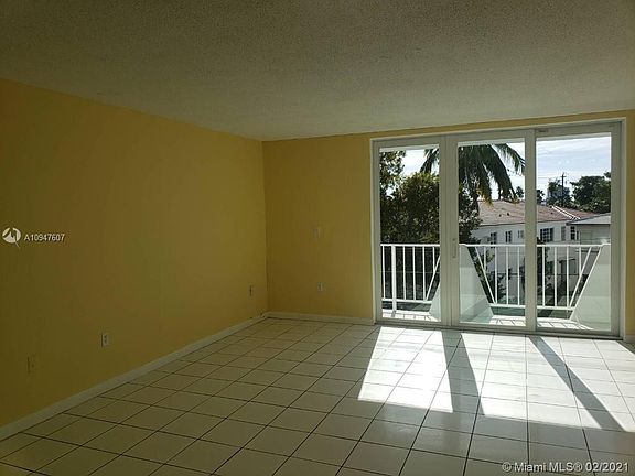 2nd image of 7133 Bay Dr APT 301