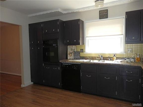 4th image of 1585 Zurich Dr