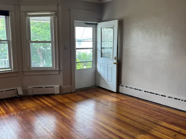 924 Monroe Ave, Scranton, PA 18510