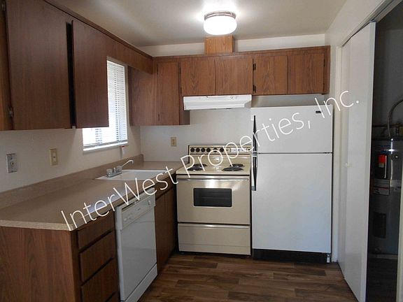 2nd image of 13131-13139 SE Division St #13135