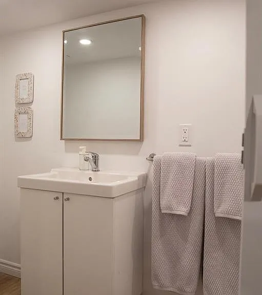 758 Pierre Ave #3 — Photo 7