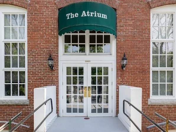 53 Warren St APT 314, Newburyport, MA 01950