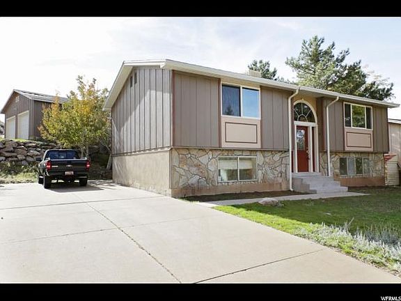 2nd image of 1549 Douglas St #6