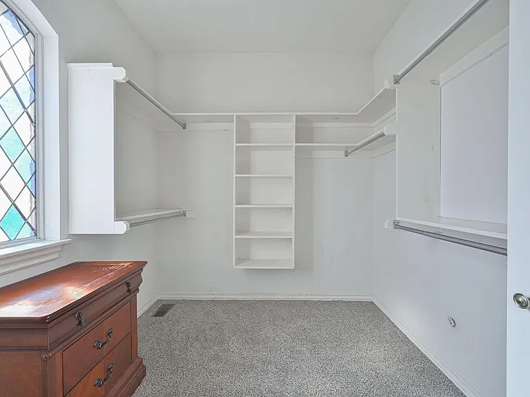 3929 Devon Dr — Photo 24