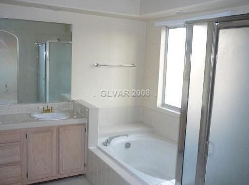 5th image of 6661 Goldencreek Way