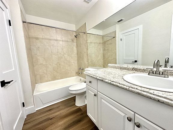 3rd image of 671 Cypress Lake Blvd APT F
