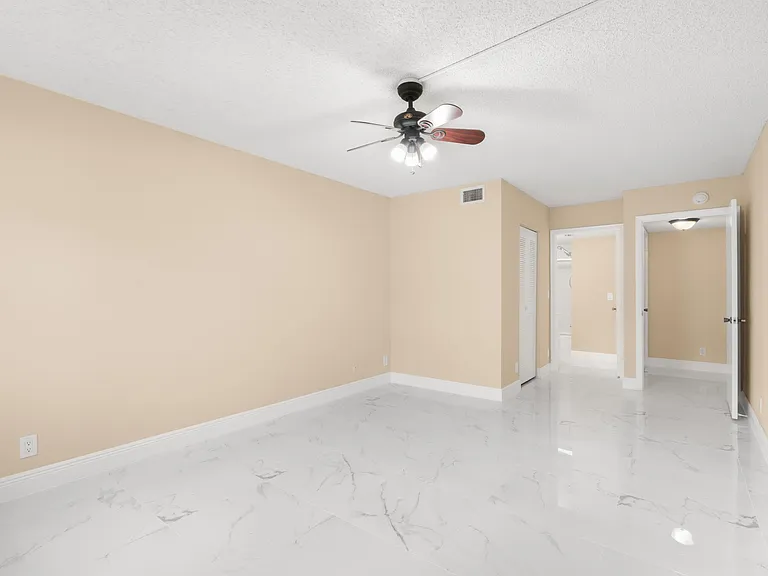 9855 Westview Dr #714 — Photo 29