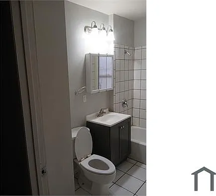3834 N Port Washington Rd #LOWER — Photo 4