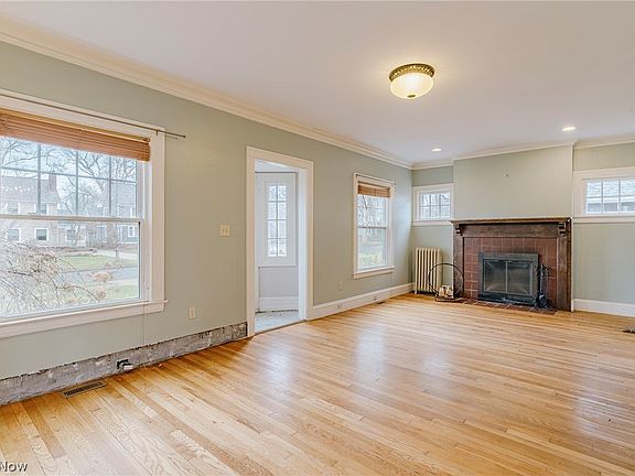 4th image of 3078 Scarborough Rd