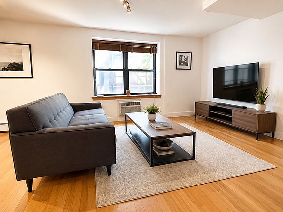 3rd image of 133 Essex St APT 402