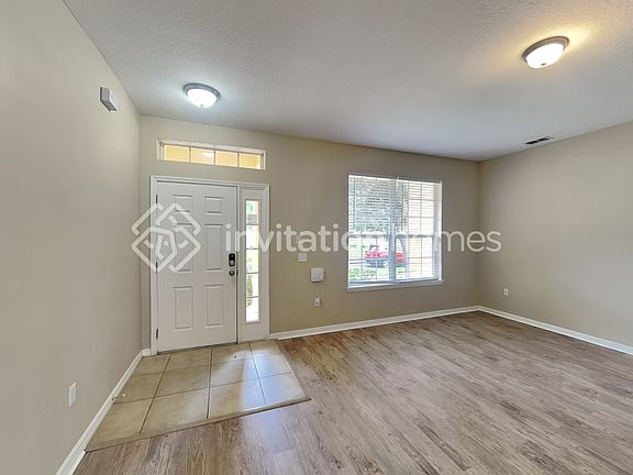 3rd image of 2861 Saint Clair St