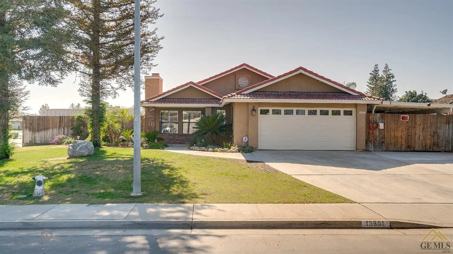 13801 San Esteban Ave photo 1