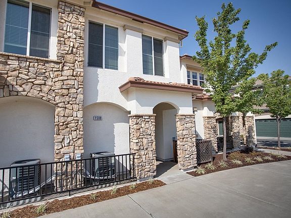 4th image of 1508 Hudson Cir