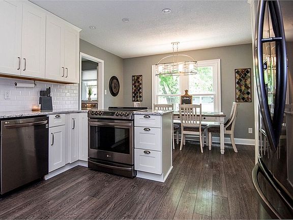 Kitchen 1