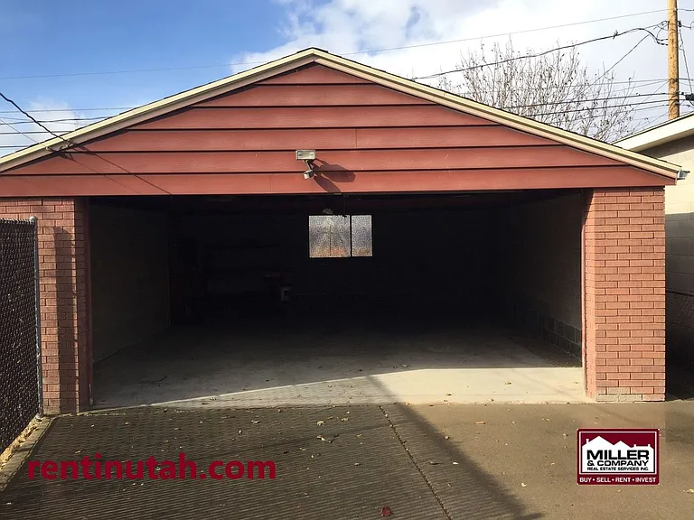 5894 S Kingston Way #10 — Photo 2