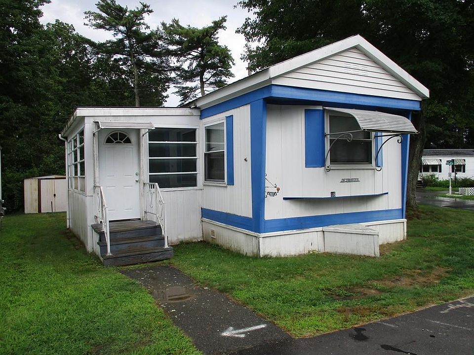 1st image of 18 Gladys Dr
