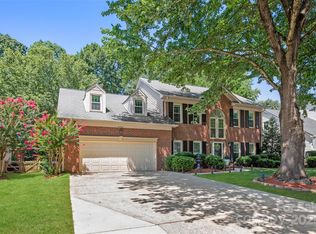 8906 Glade Ct, Huntersville, NC 28078