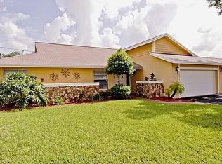 8571 NW 49th St, Lauderhill, FL 33351