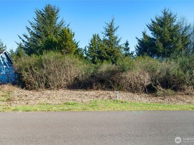 940 Wawona Avenue SE, Ocean Shores, WA, 98569