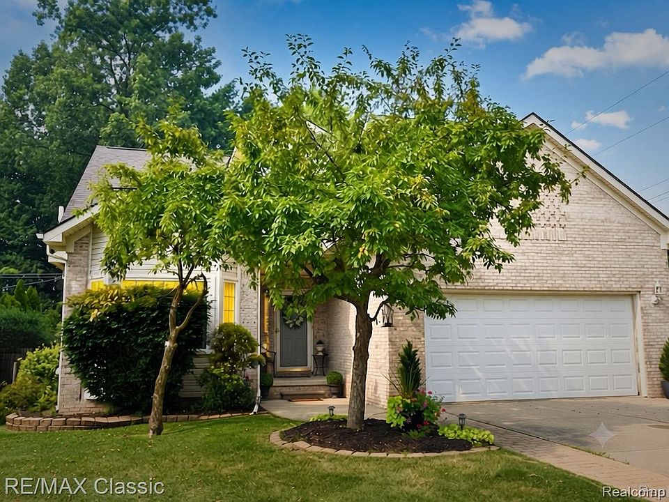 1st image of 1596 Alsdorf Ave