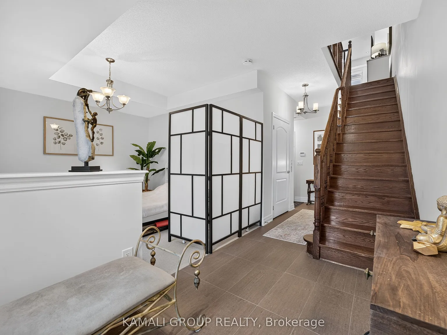 3 bed, $4,400 — Photo 4