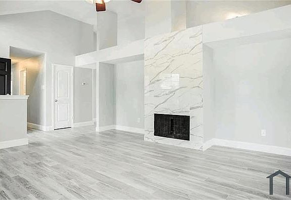 4th image of 1510 Gardenia Dr