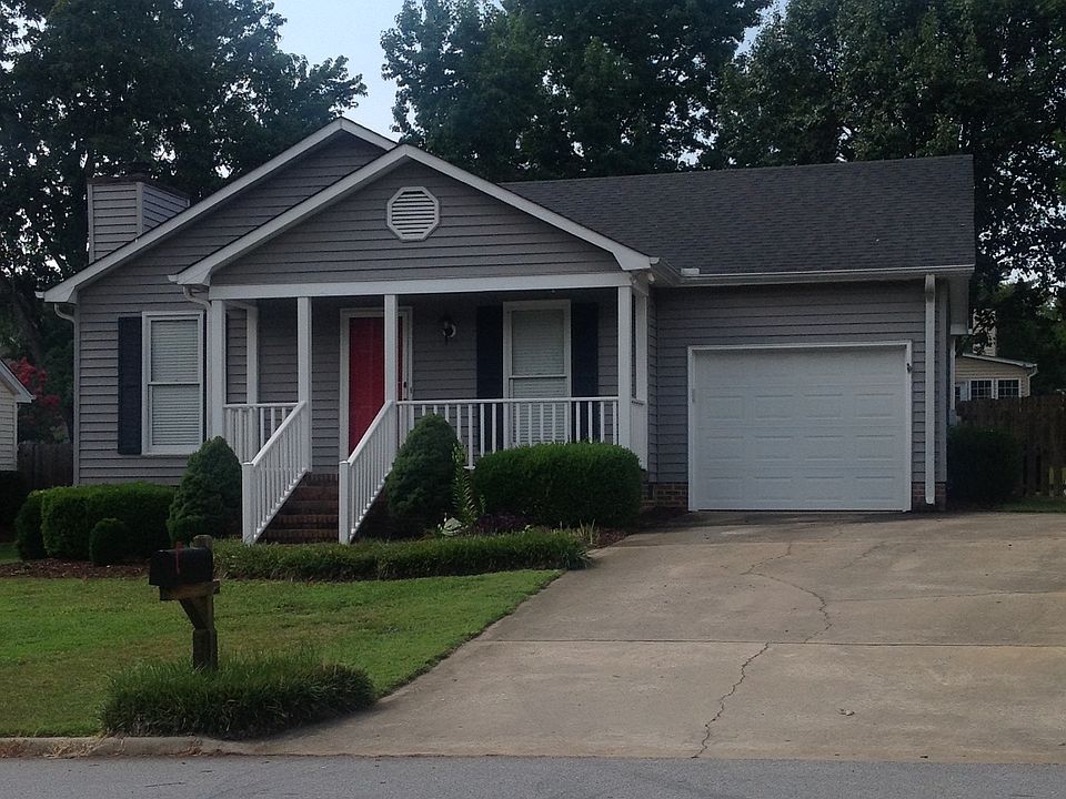 1st image of 301 Fairdale Dr