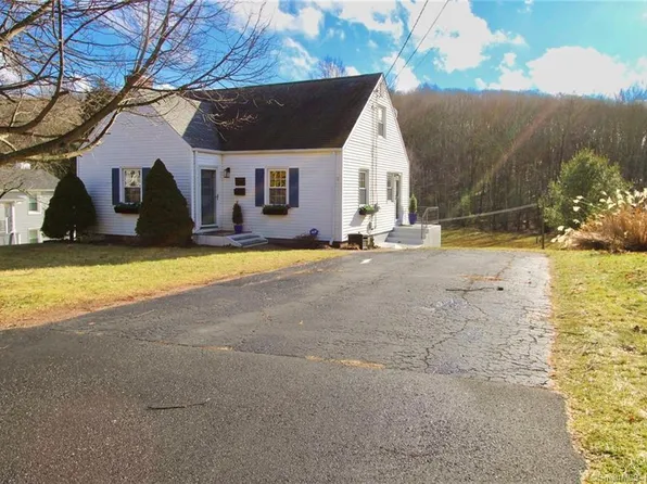 192 Hackmatack Street, Manchester, CT 06040