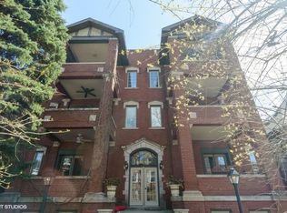 3825 N Kenmore Ave, Chicago, IL 60613